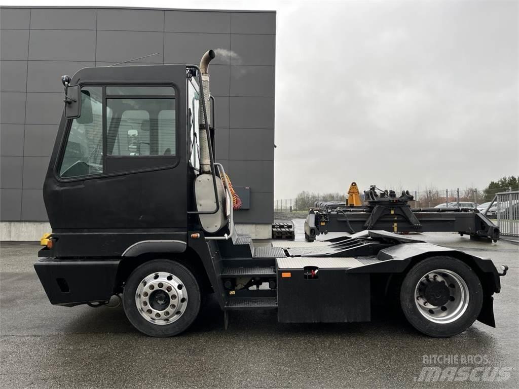 Terberg YT222 4X2 Laden en Lossen - overige