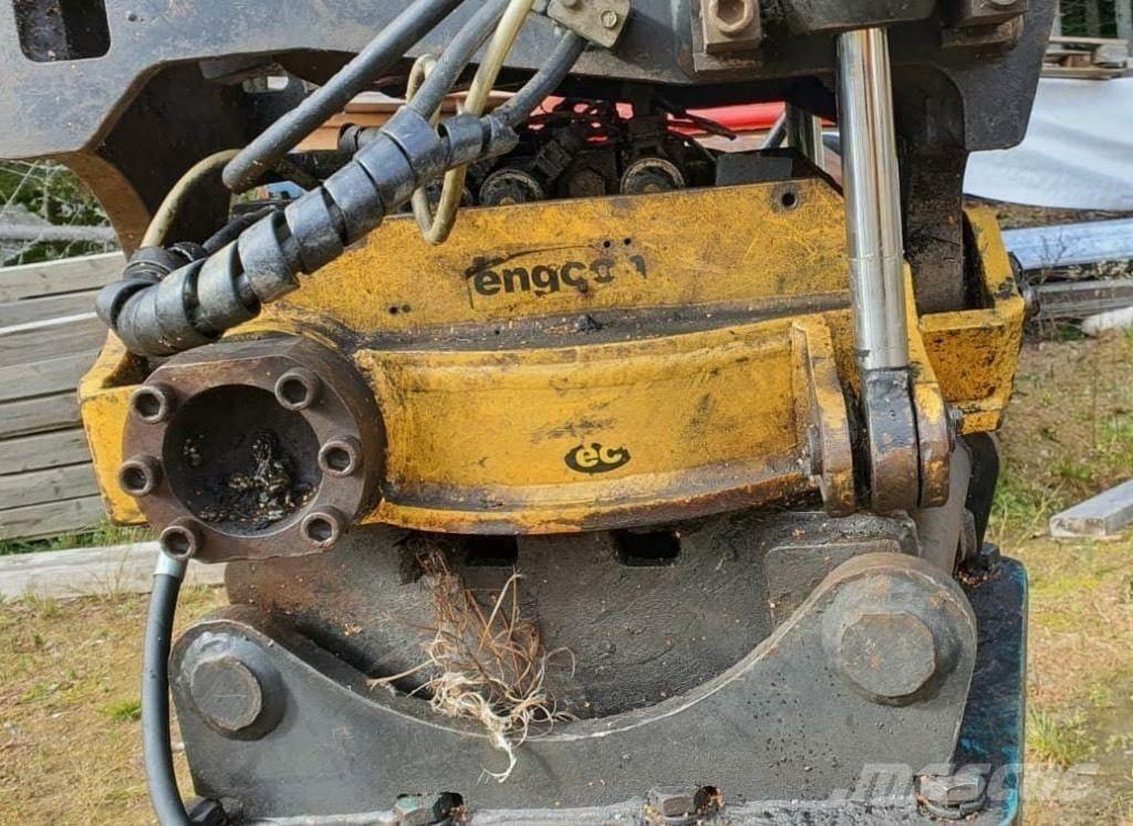 Åkerman EW 130 Rupsgraafmachines