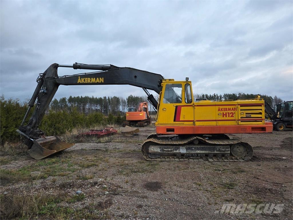 Åkerman H12B Rupsgraafmachines