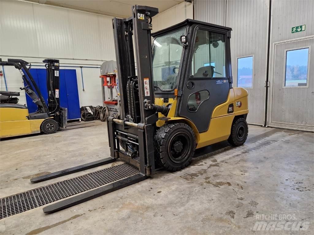 CAT DP35NT Diesel heftrucks
