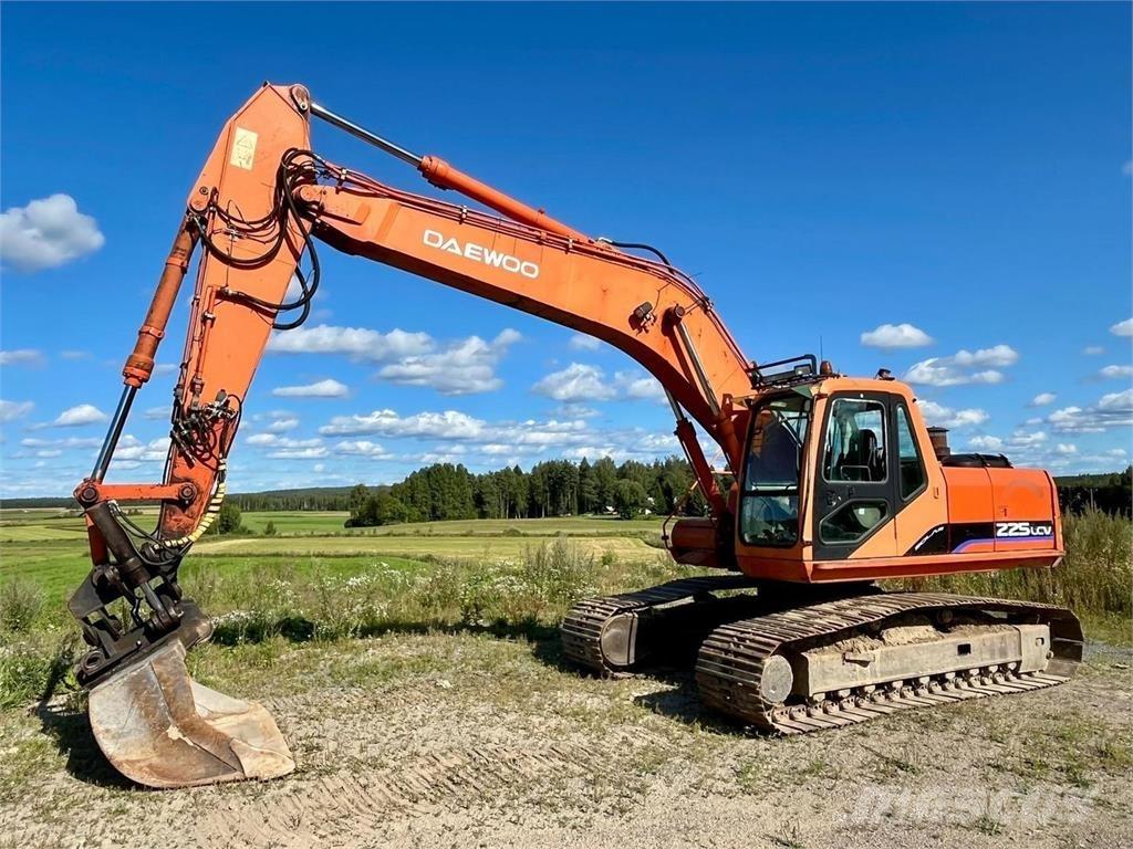 Daewoo 220LC-V Rupsgraafmachines