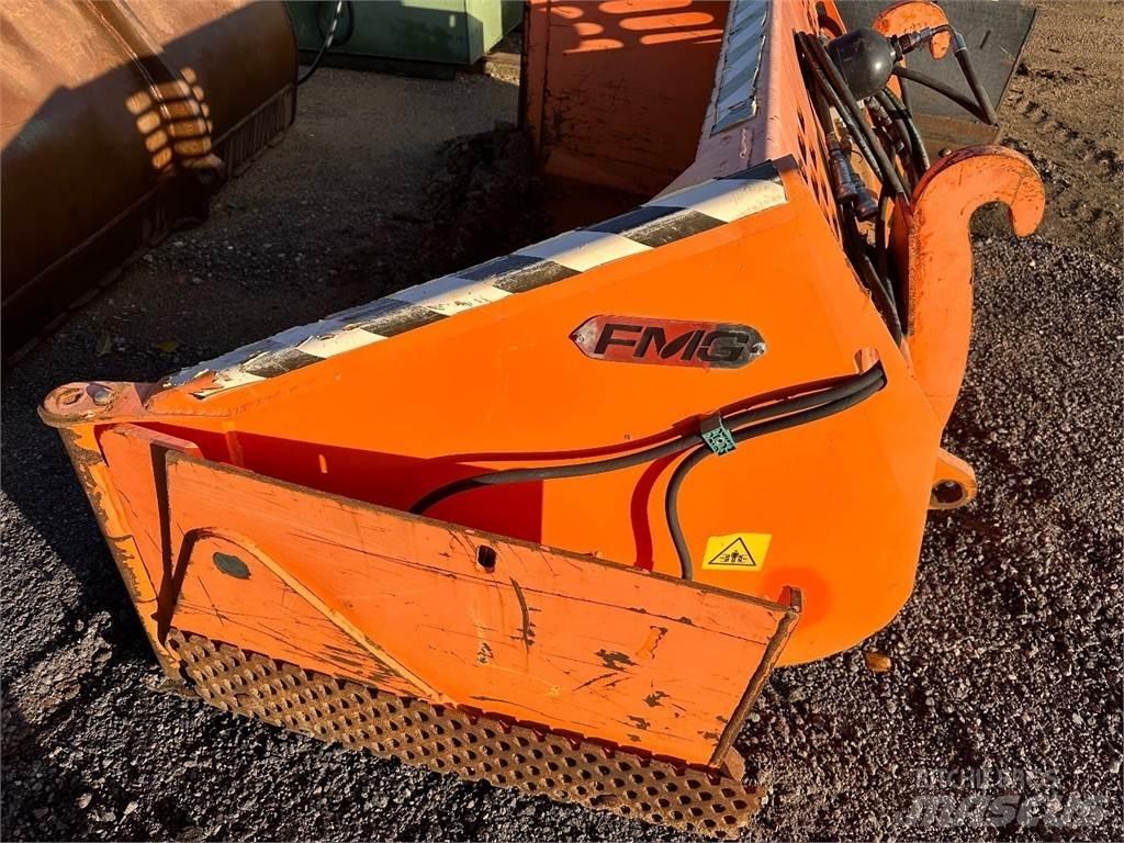 FMG SLK15 Sneeuwschuivers en -ploegen