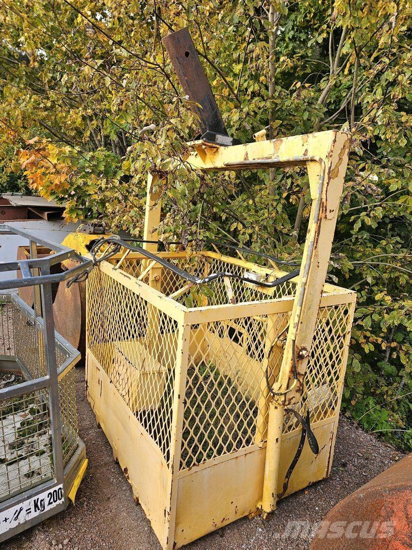  Henkilökori Overige hijsinrichtingen