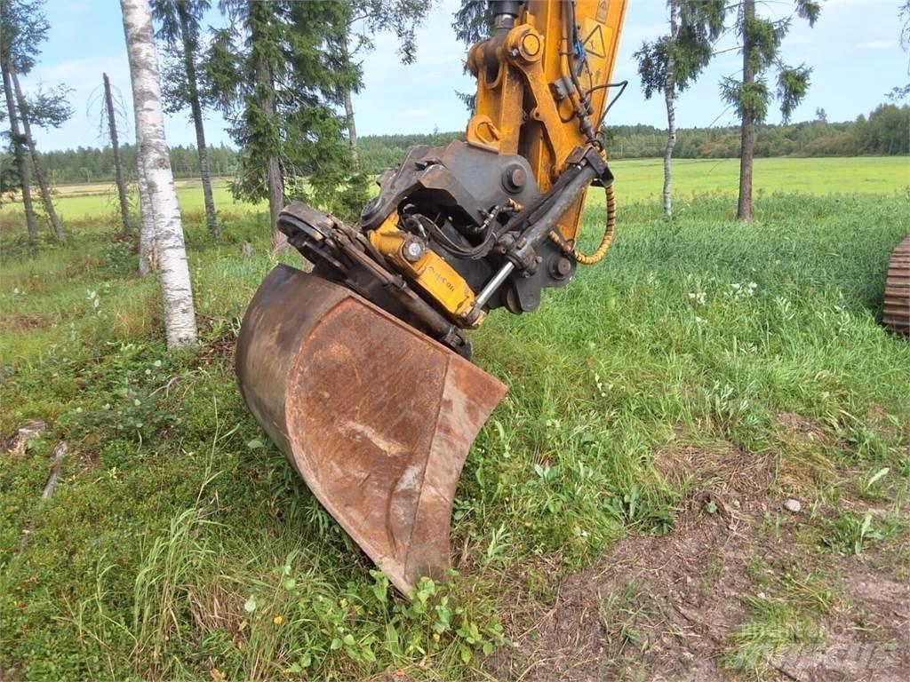 JCB 210 LCT4 Rupsgraafmachines
