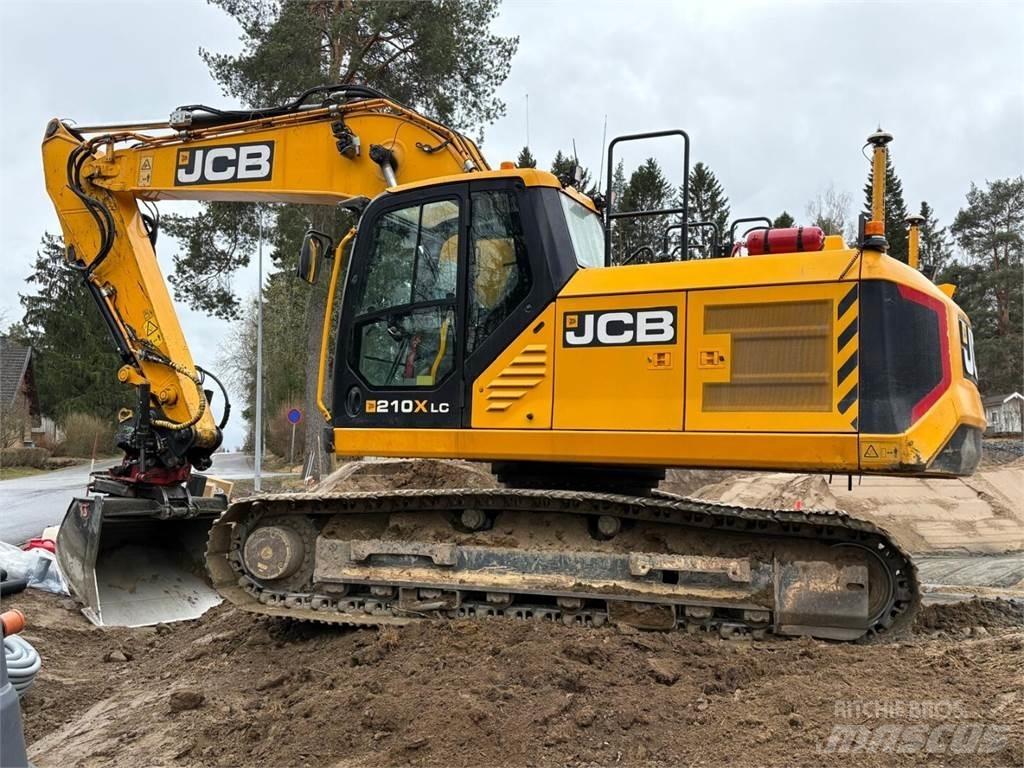 JCB 210 X L 4F Rupsgraafmachines