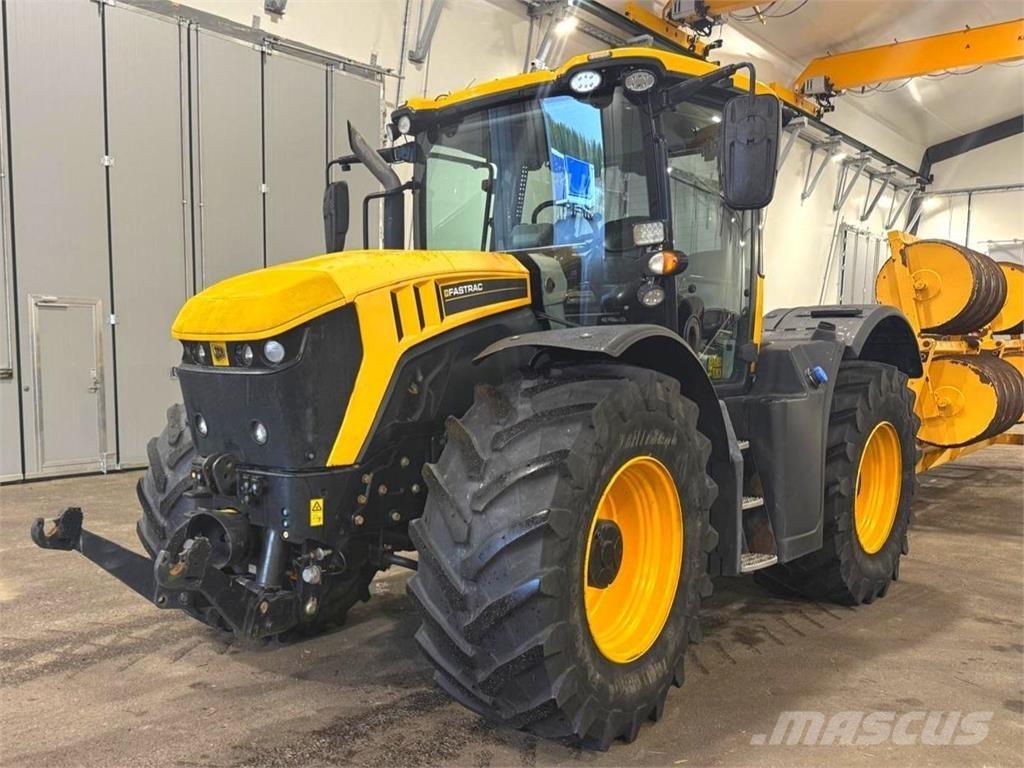 JCB Fastrack 4220 Tractoren