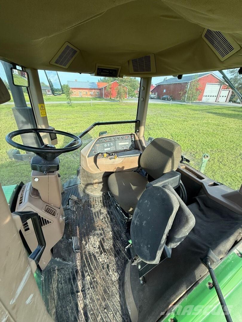 John Deere 8400T Tractoren