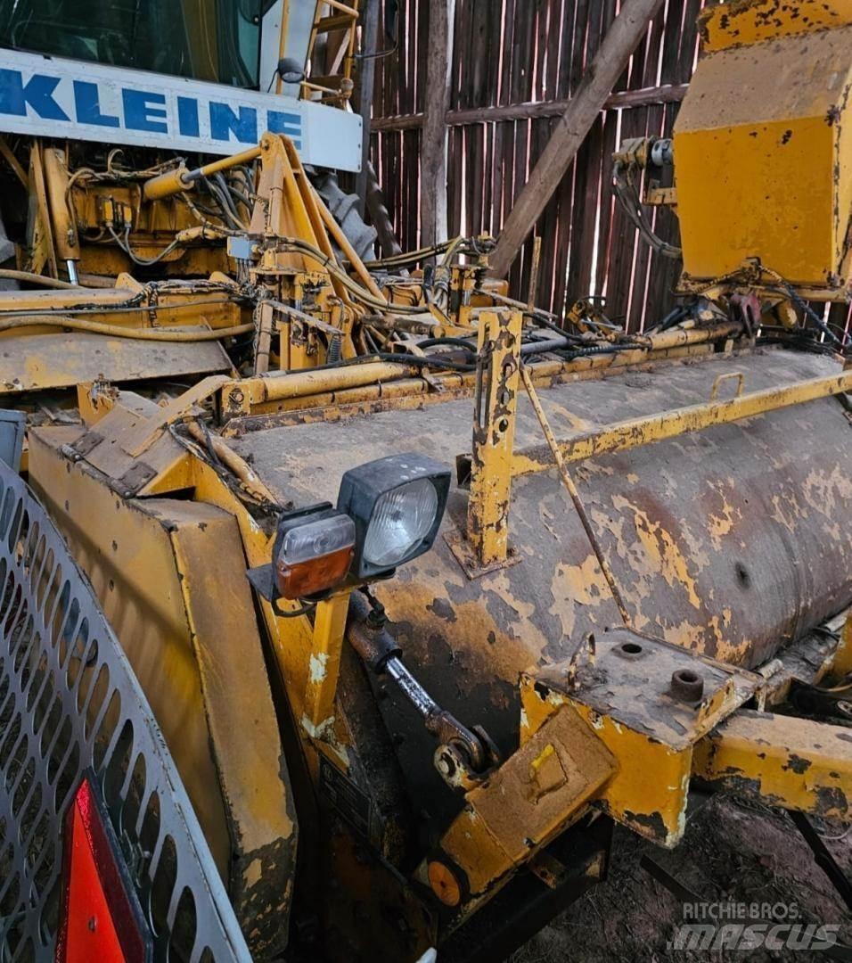 Kleine SF10 Maaidorsmachines