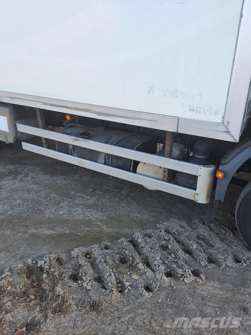 MAN Tgm 15.240 Bakwagens met gesloten opbouw