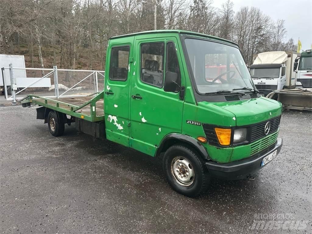 Mercedes-Benz 209 Oprijwagen