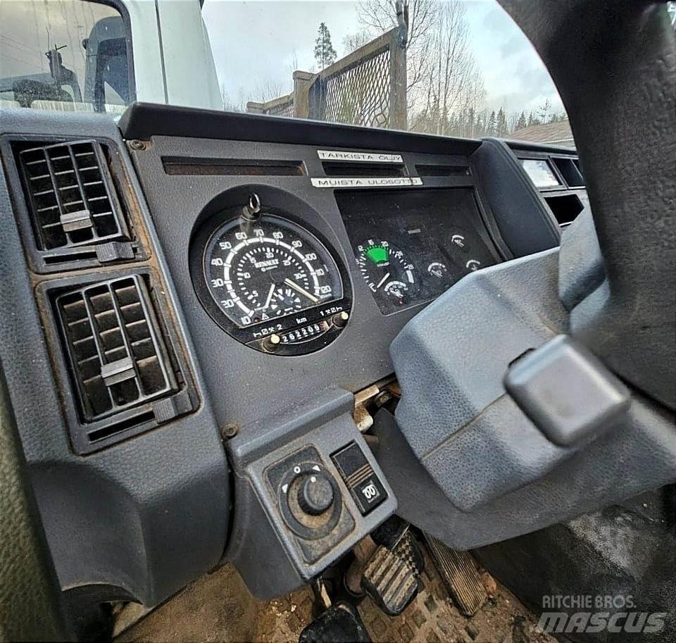 Renault M230ti Vrachtwagen met containersysteem