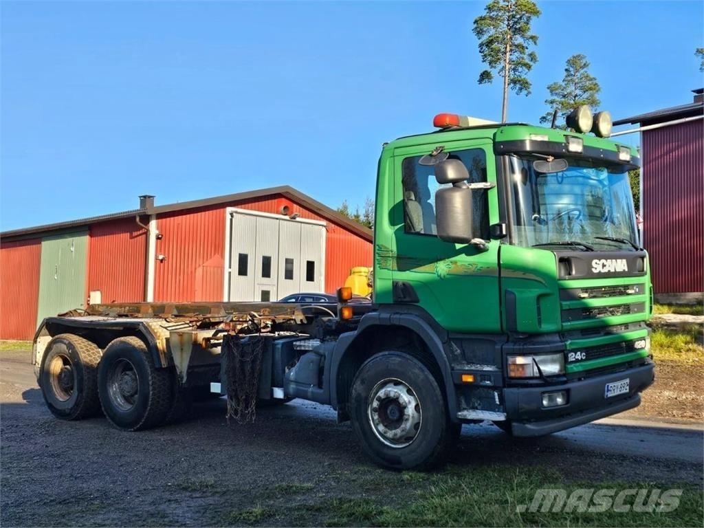 Scania 124C 6X4 Vrachtwagen met containersysteem