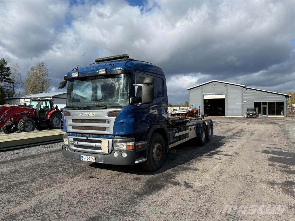 Scania P420 6x2 Vrachtwagen met containersysteem