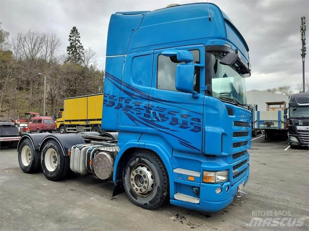 Scania R 560 6X2 Trekkers