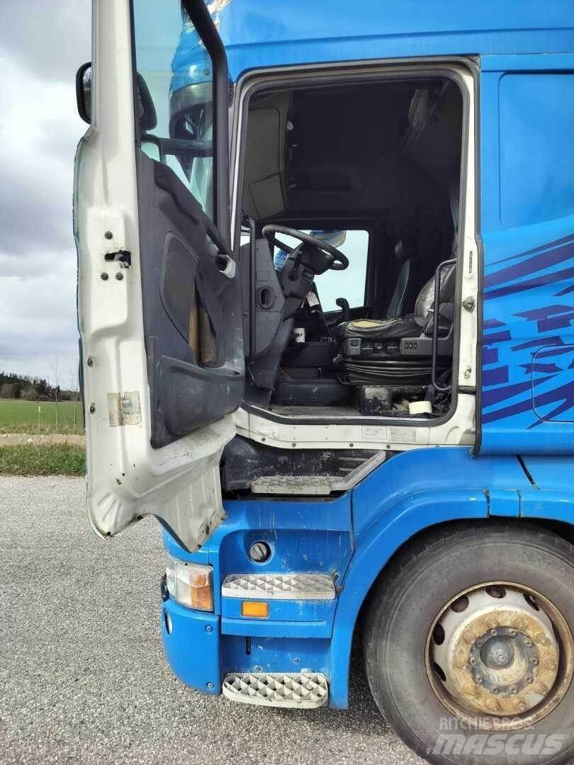 Scania R 560 6X2 Trekkers