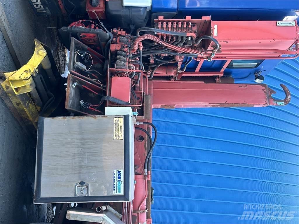 Sisu E14 Vrachtwagen met containersysteem