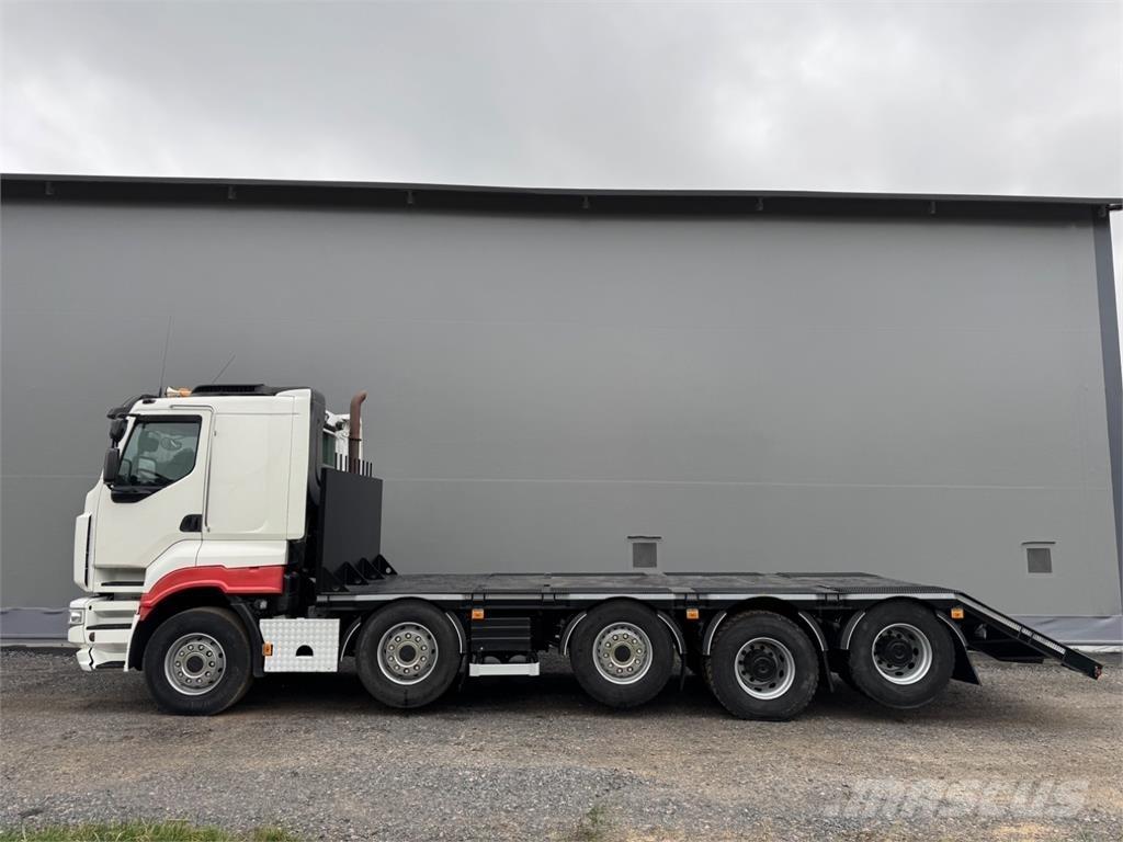Sisu R500 10x4 Vrachtwagens voor bosbouwmachines