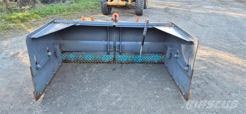 Skaala TRA18-34 Sneeuwschuivers en -ploegen