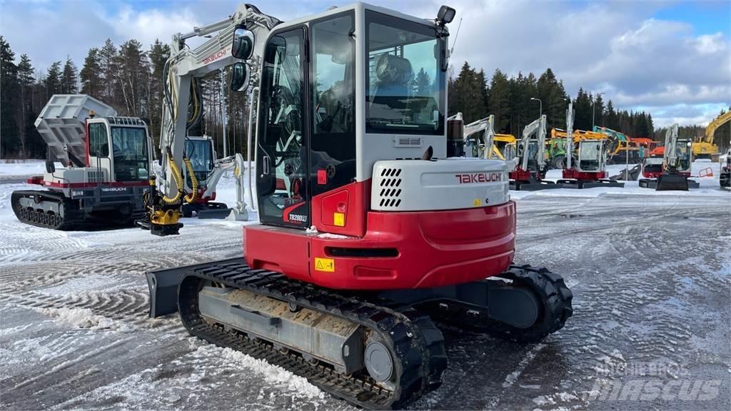 Takeuchi TB280FR Midigraafmachines 7t - 12t