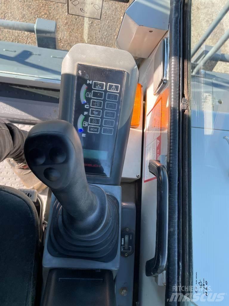 Takeuchi TCR50 Rupsdumpers