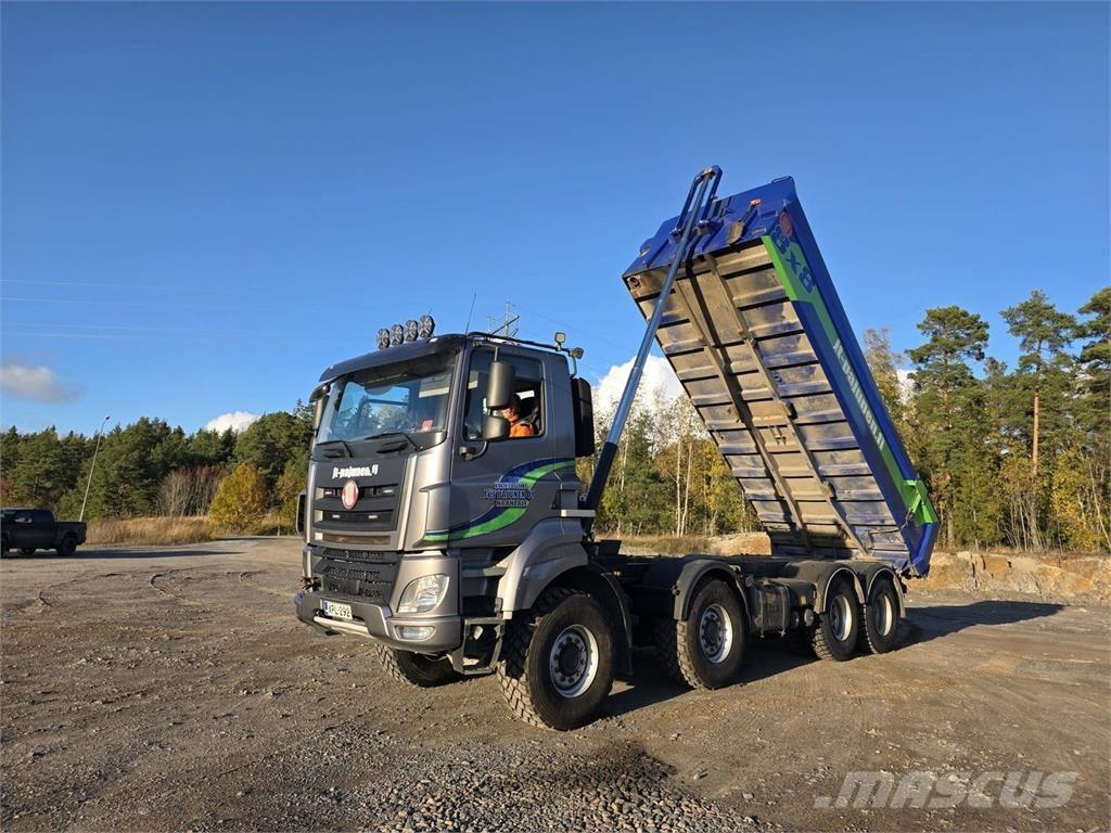 Tatra Phoenix Tractoren