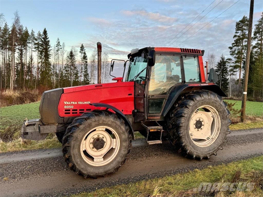 Valmet 8050 Tractoren