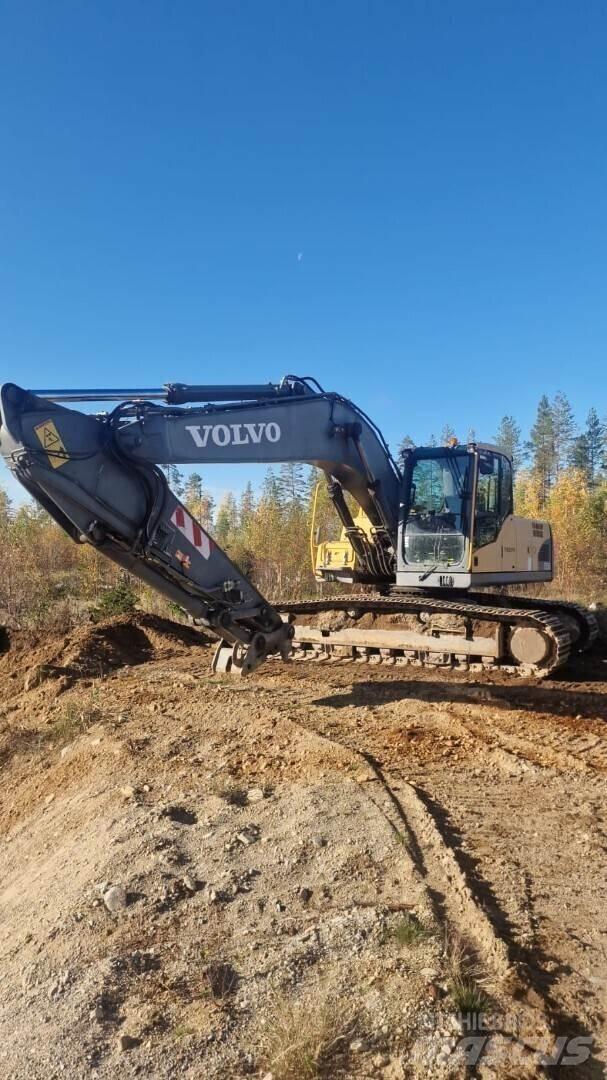 Volvo 210C Rupsgraafmachines