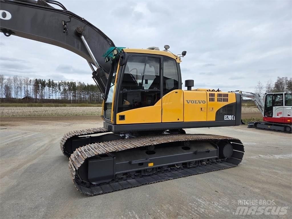 Volvo EC210CL Rupsgraafmachines