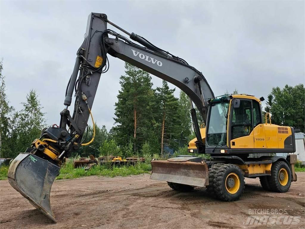 Volvo EW 180 C Wielgraafmachines