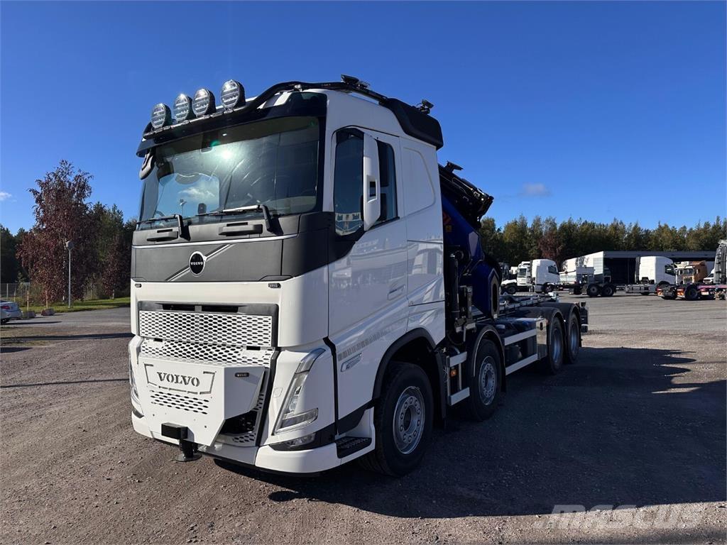 Volvo FH13 8x4 Laadkranen