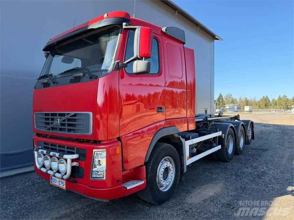 Volvo FH16 8x4 Vrachtwagen met containersysteem
