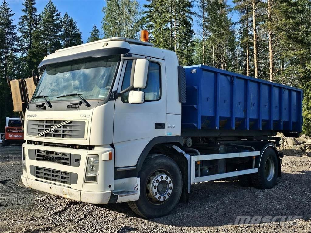 Volvo FM9 4x2 Vrachtwagen met containersysteem