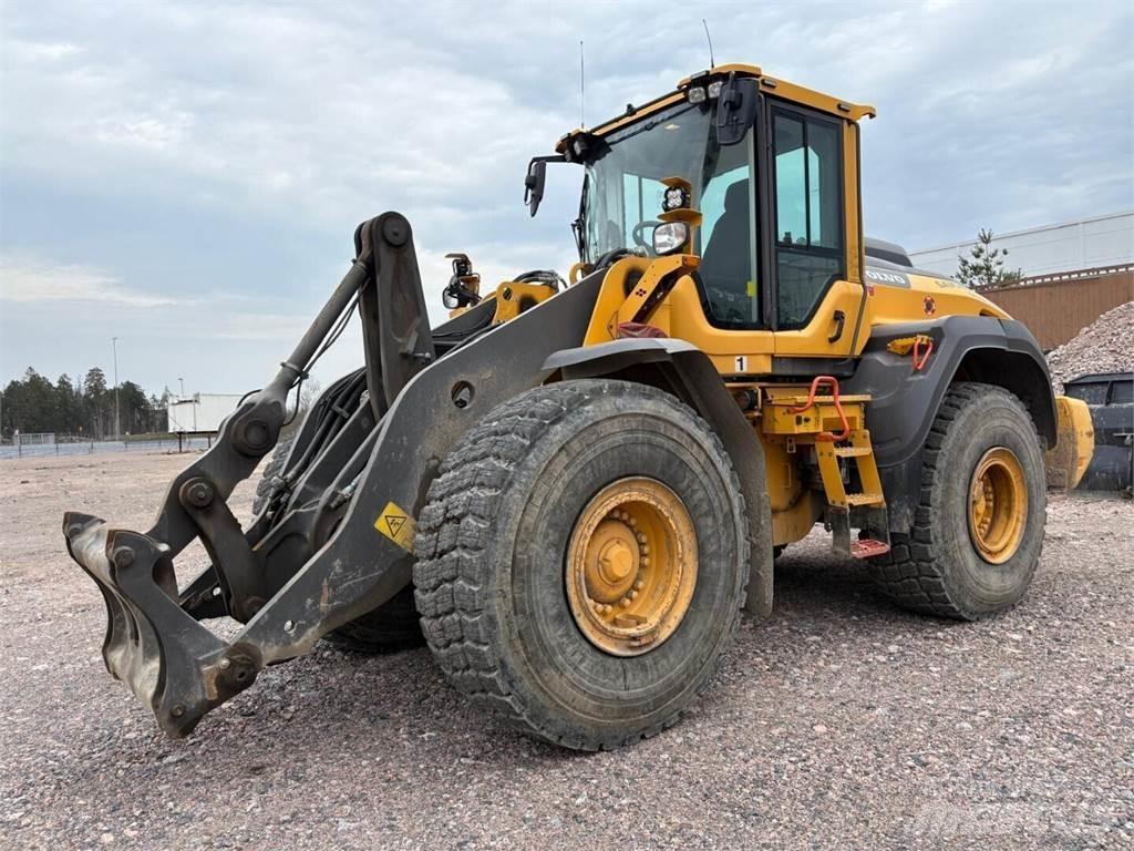 Volvo L 120 H Wielladers
