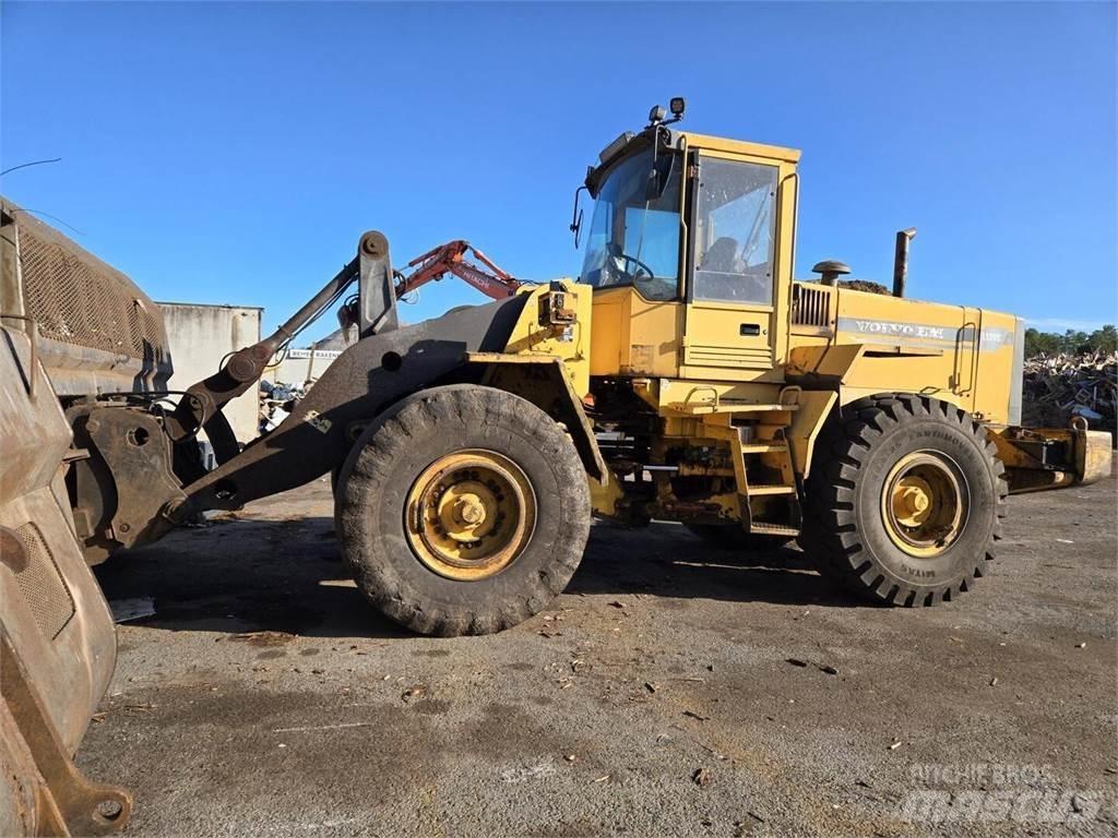 Volvo L120C Wielladers