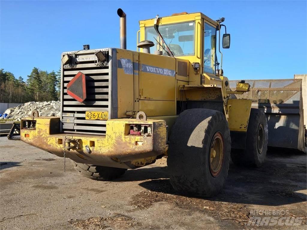 Volvo L120C Wielladers