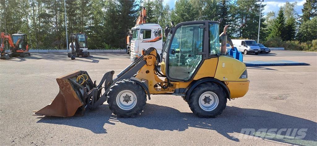 Volvo L25B-P Wielladers