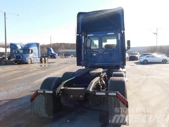Freightliner CASCADIA 116 Trekkers