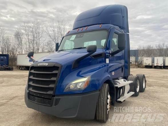 Freightliner CASCADIA 116 Trekkers