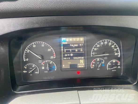 Freightliner CASCADIA 116 Trekkers