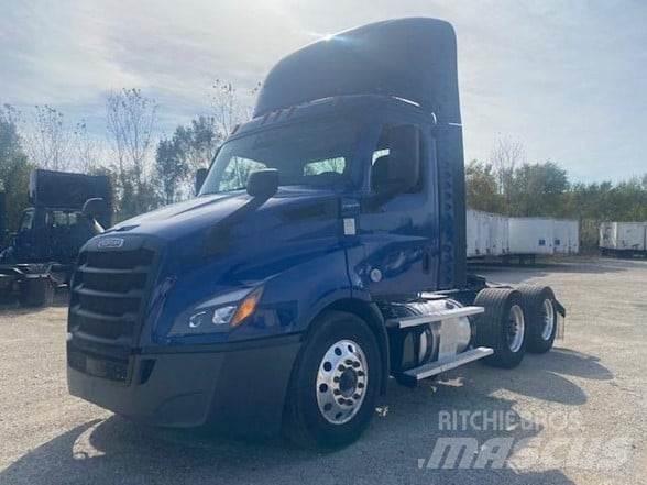 Freightliner CASCADIA 116 Trekkers