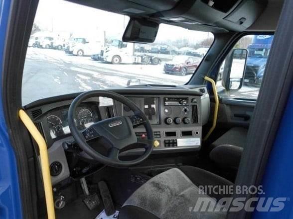 Freightliner CASCADIA 116 Trekkers
