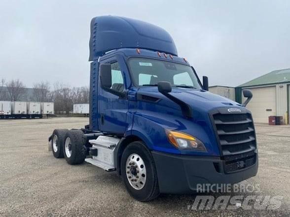 Freightliner CASCADIA 116 Trekkers