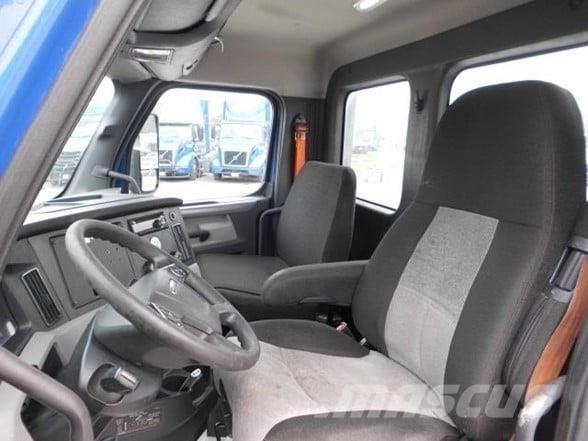 Freightliner CASCADIA 116 Trekkers