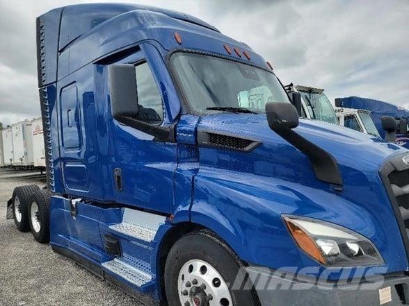 Freightliner CASCADIA 116 Trekkers