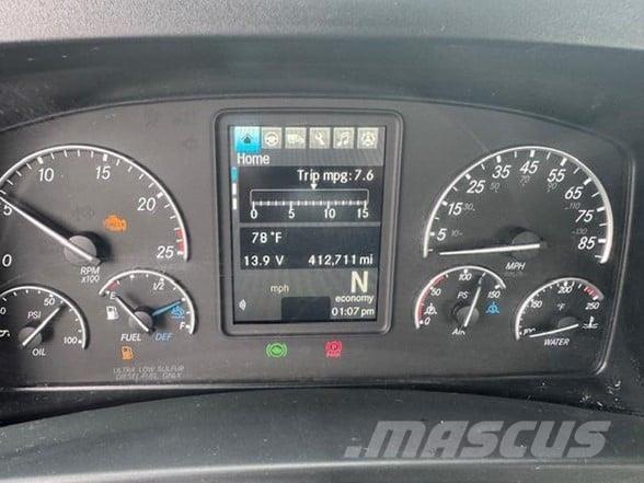 Freightliner CASCADIA 116 Trekkers