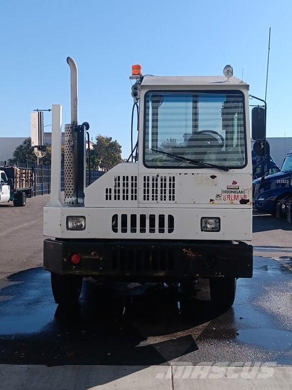 Kalmar OTTAWA 4X2 OFF-ROAD Terminaltrekkers