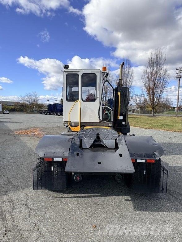 Kalmar OTTAWA 4X2 OFF-ROAD Terminaltrekkers