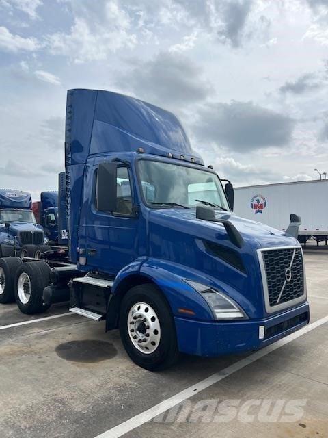Volvo VNR64T300 Trekkers