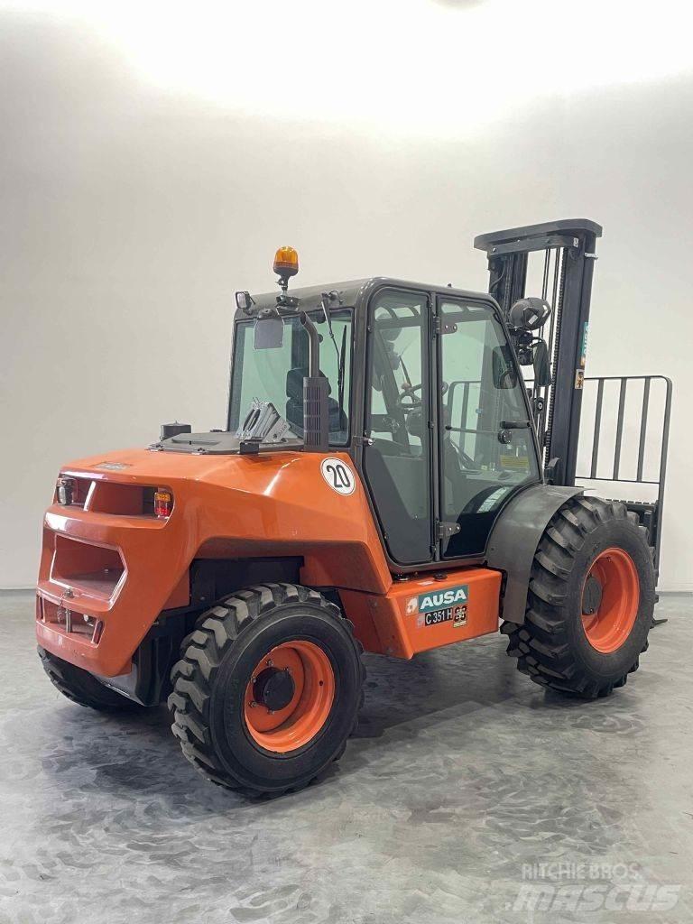 Ausa C351HX4 Vorkheftruck voor zwaar terrein