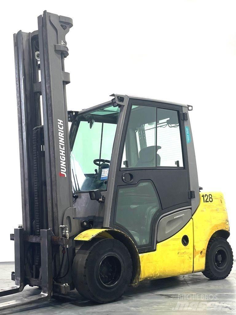 Jungheinrich DFG 435s Diesel heftrucks